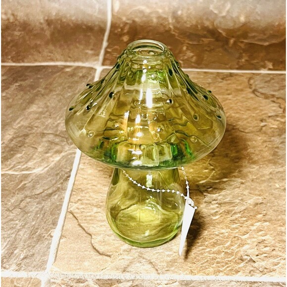 Glass Mushroom Vase Planter 6" - Target Bullseye Spring 2024 - Green - New - Picture 3 of 3